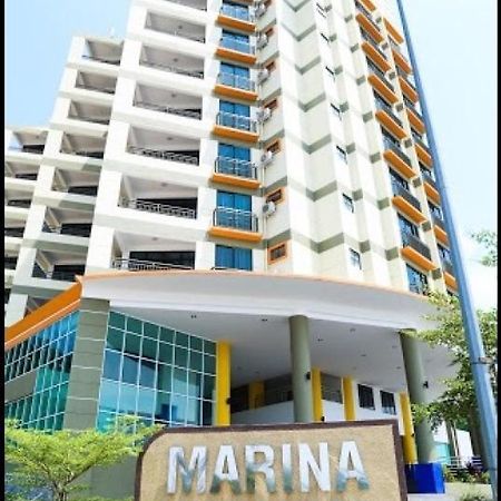 Marina Heights Seaview Resort 2 Лумут Екстер'єр фото